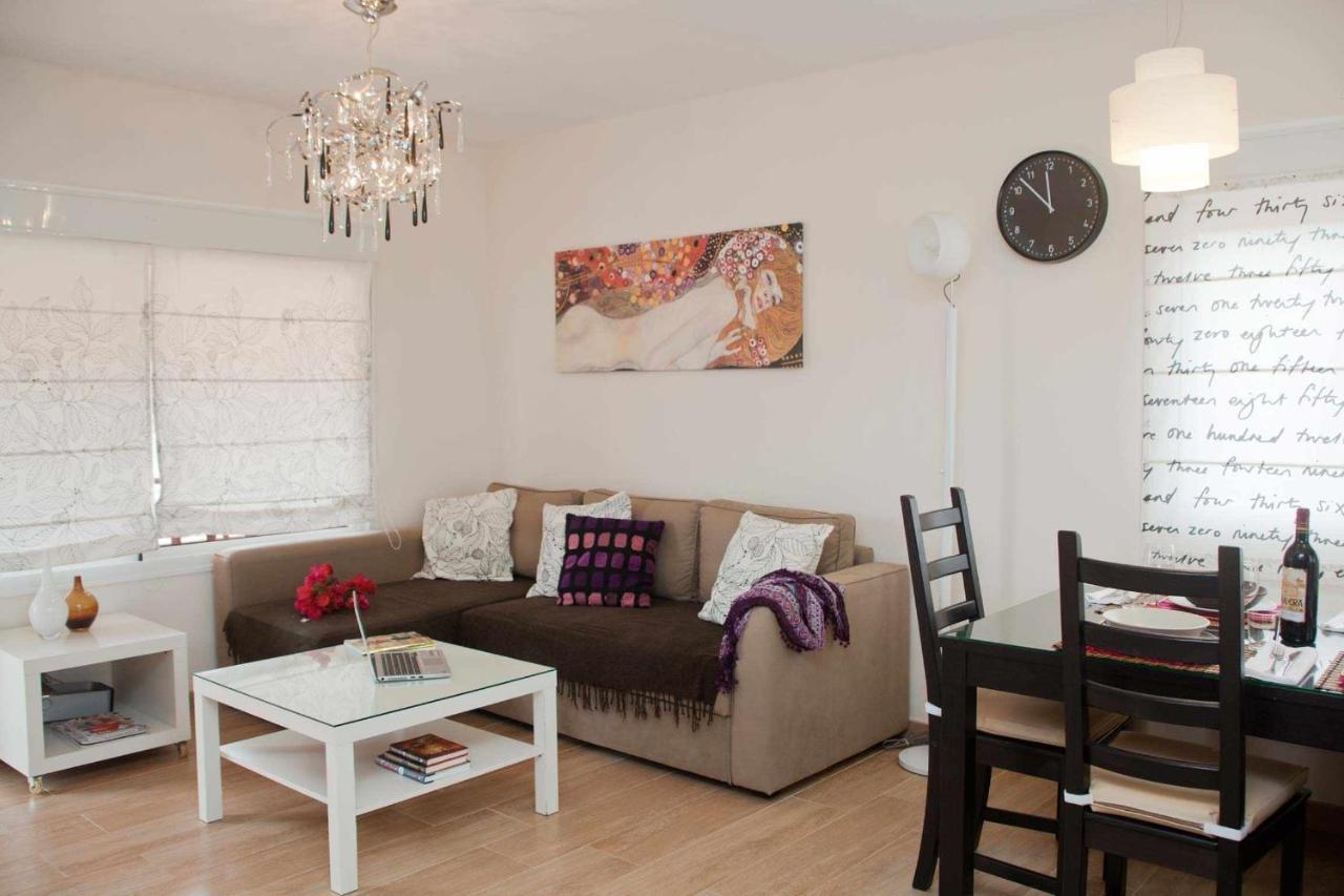 Apartamento Kalma By Vacanzy Collection คอร์ราเลโฮ ภายนอก รูปภาพ